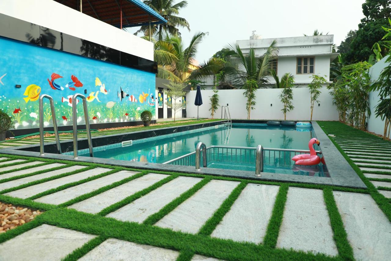 מלון טירובאלה Achoos Residency מראה חיצוני תמונה